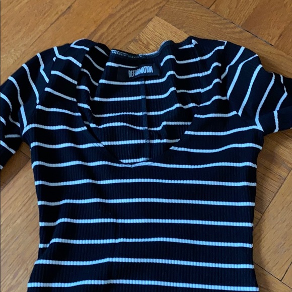 Reformation Tops - Reformation ribbed scoop tight fitting top xs